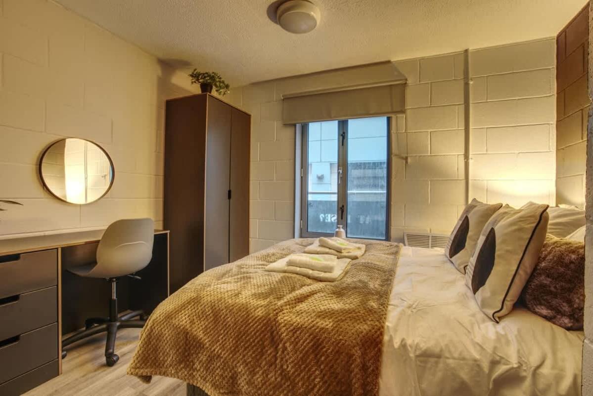 1Br City Centre Apt, Self Check In, Wifi, By Derbnb Sheffield Buitenkant foto